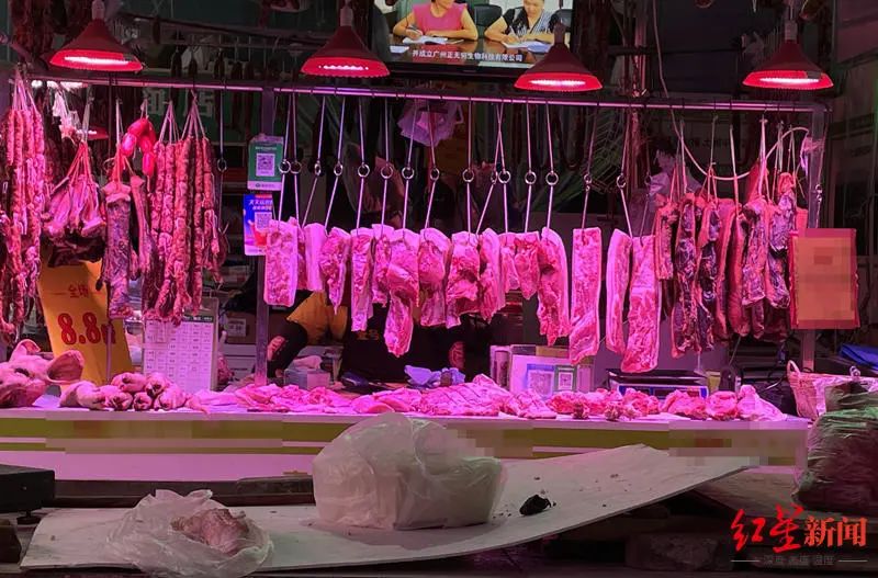 发光猪肉能吃吗，对身体害处有哪些（“美颜”的猪肉，能买吗）